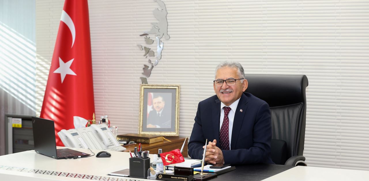 Başkan Büyükkılıç, Berat Kandili mesajı yayımladı