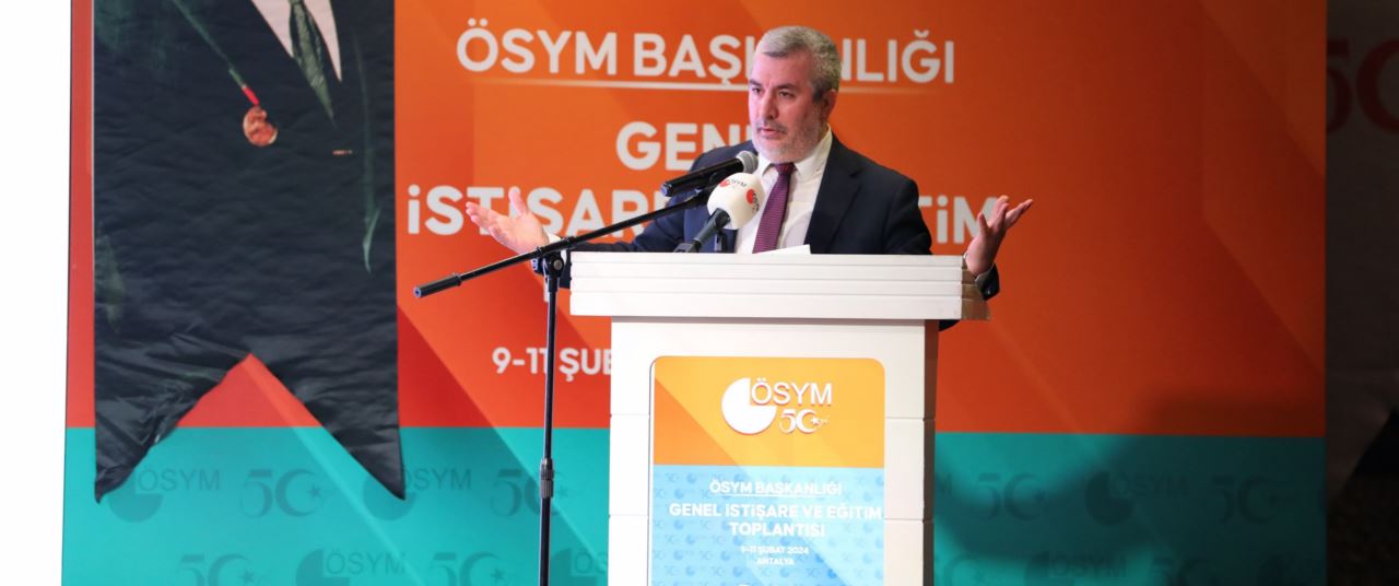 ÖSYM Başkanı Ersoy, 81 il, 108 sınav merkezinde yapılacak MSÜ’ye 736 bin 894 adayın başvurduğunu açıkladı