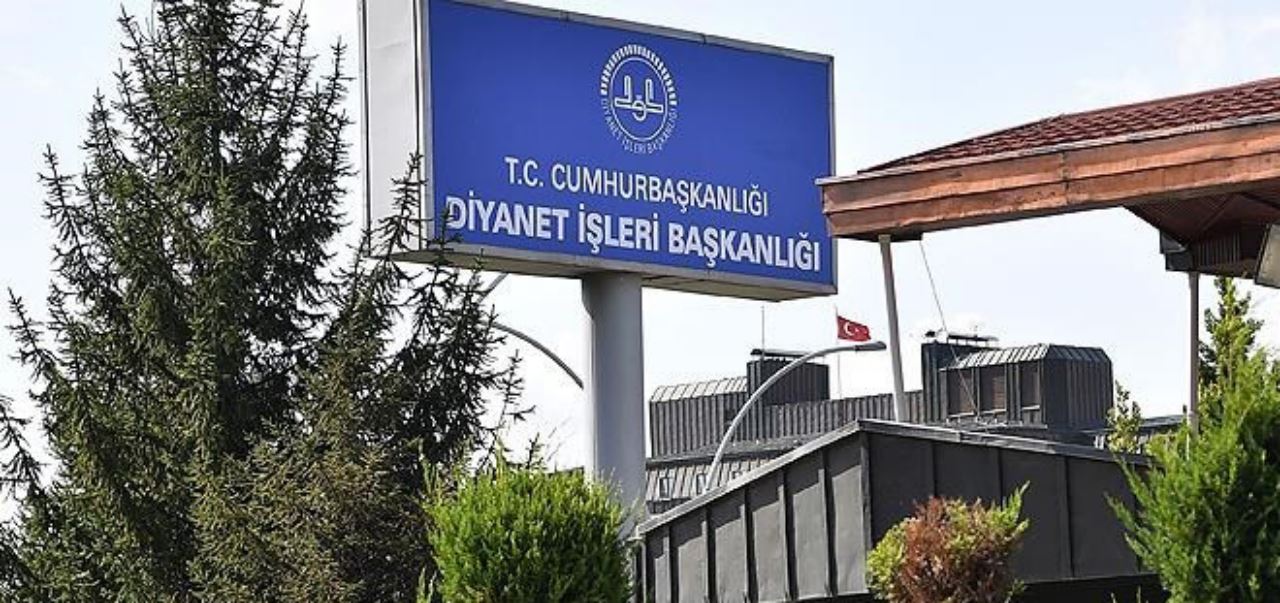 Diyanet'ten "Kütüphane kapısı öğrenciye kapalı" haberine yalanlama