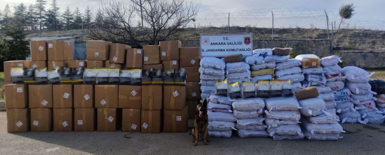 Kaçakçılara yönelik operasyonda 19 ton kaçak tütün ele geçirildi