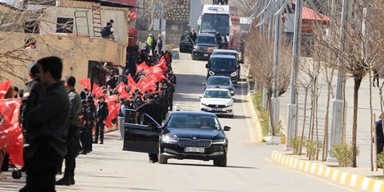 Erdoğan'ın koruma ekibi kaza yaptı: 1 polis şehit, yaralılar var