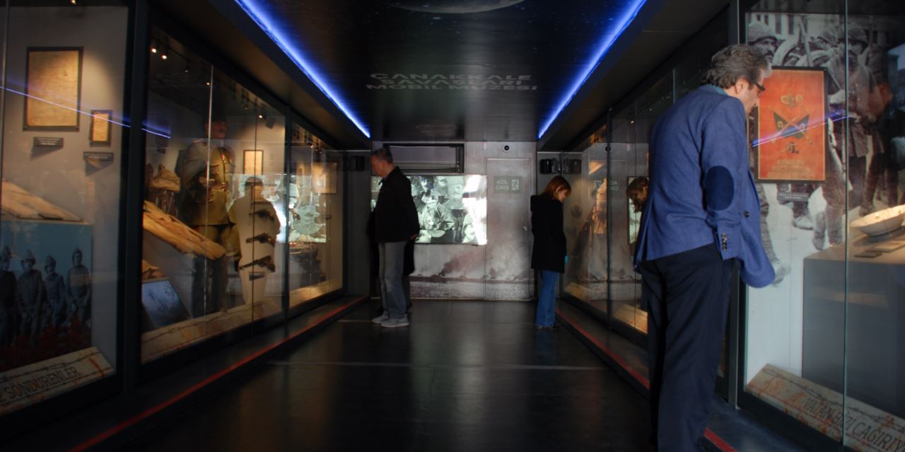 Çanakkale Savaşları Mobil Müzesi, ziyaretçilerine kapılarını açtı