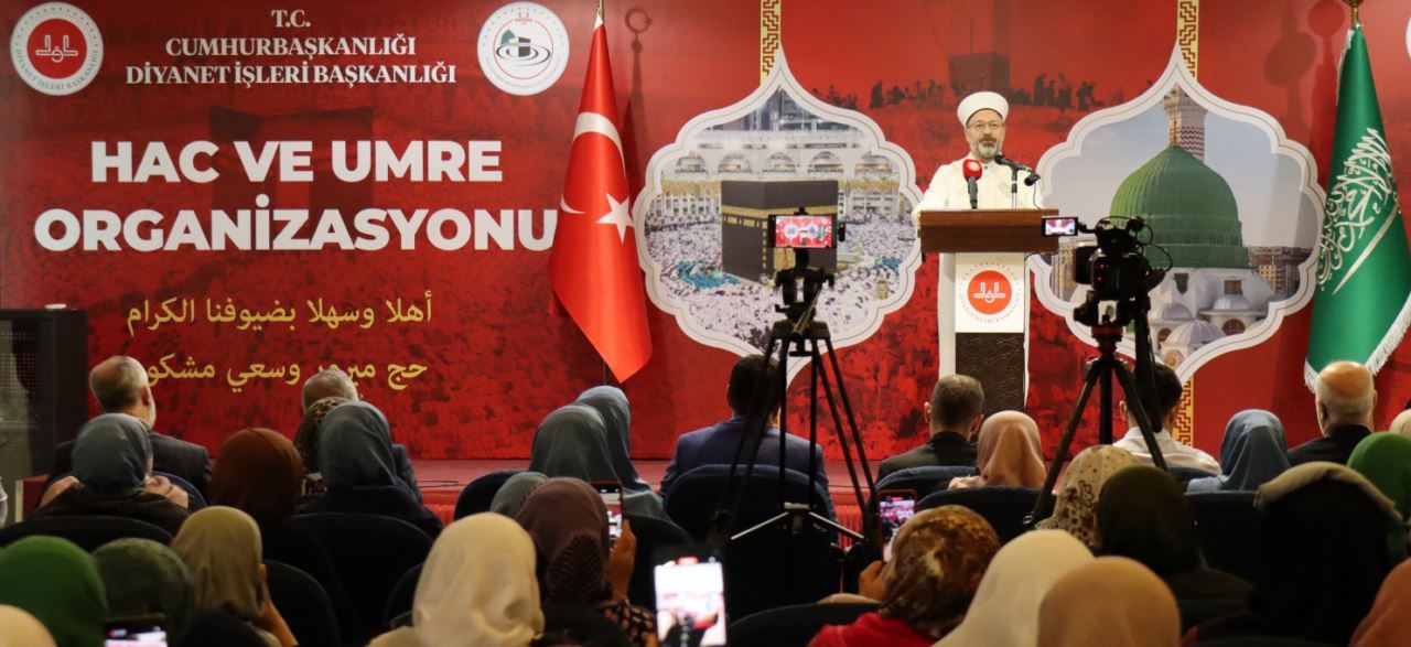 Diyanet İşleri Başkanı Erbaş, birlik ve beraberlik mesajı verdi