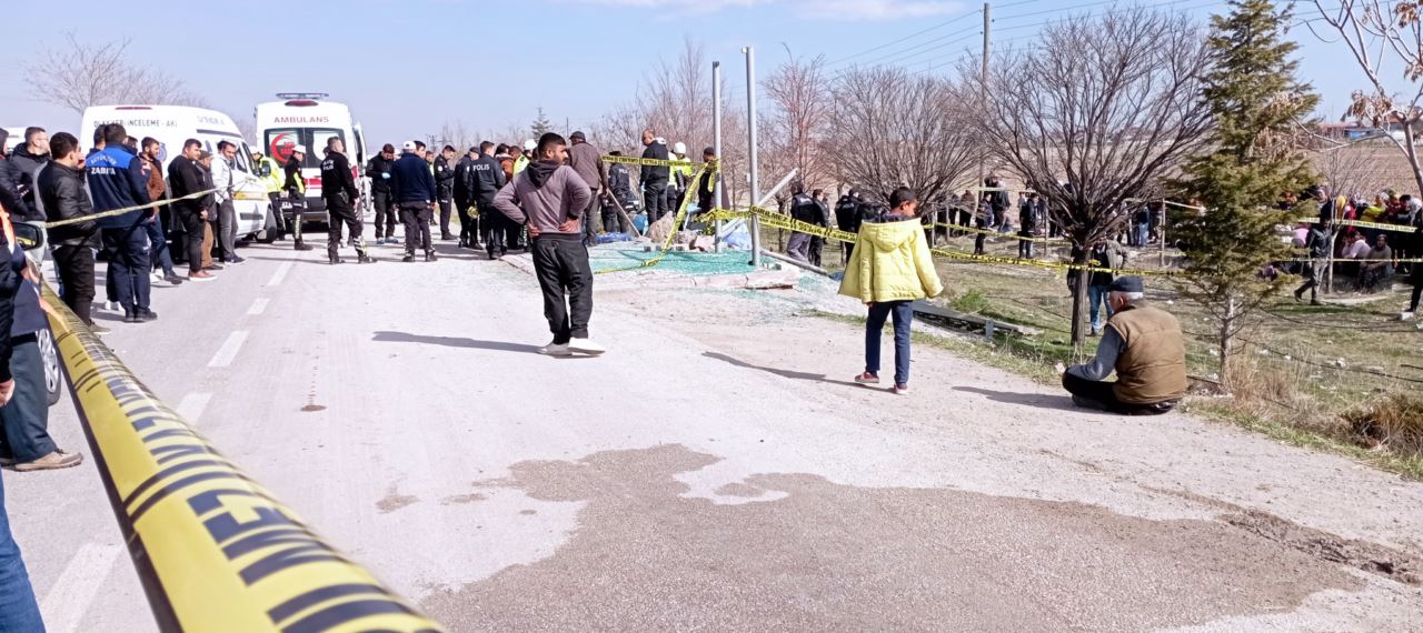 Konya'da feci kaza: 3 kişi hayatını kaybetti