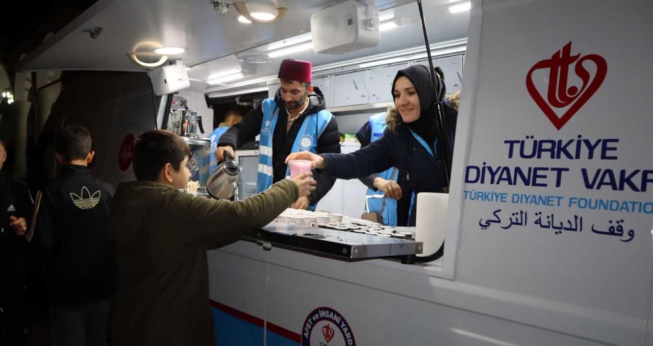 TDV, ramazan yardımlarında önceliği deprem bölgesine tanıdı