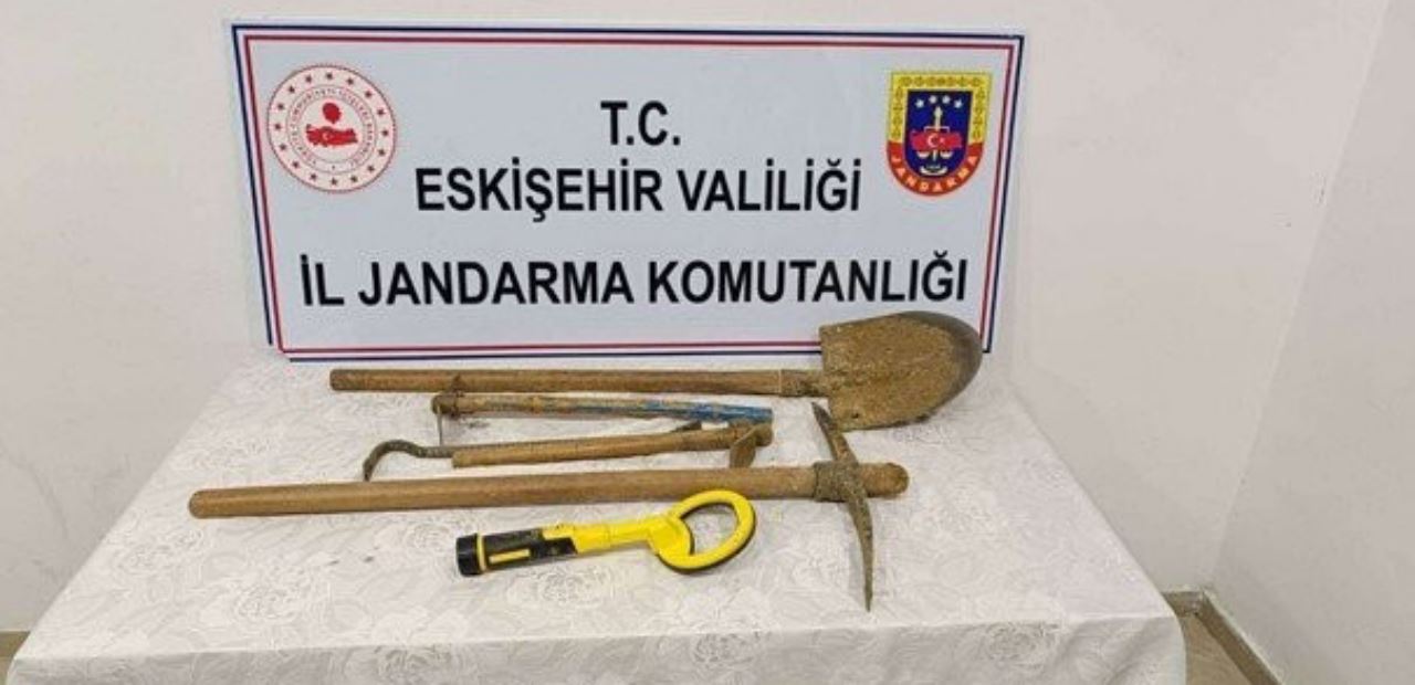 Kaçak kazı yapanlar suçüstü yakalandı