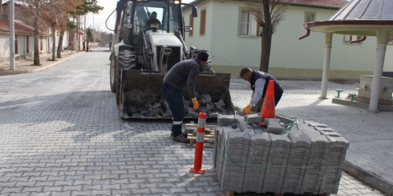 Sarayönü'nde yol çalışmaları devam ediyor