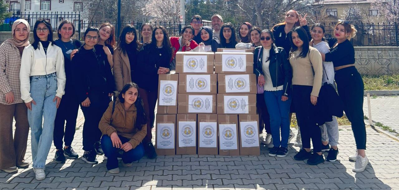 Bozkır'da üniversite öğrencilerinden duyarlı davranış