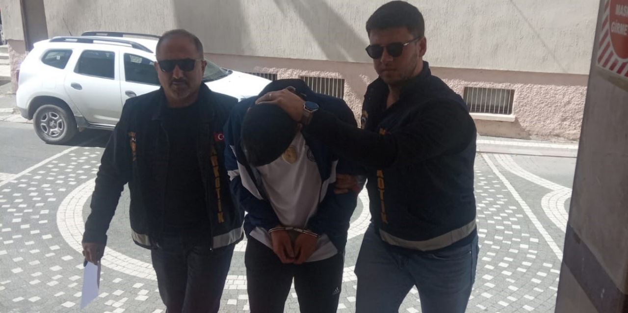 Konya’daki uyuşturucu operasyonunda 3 kişi gözaltına alındı