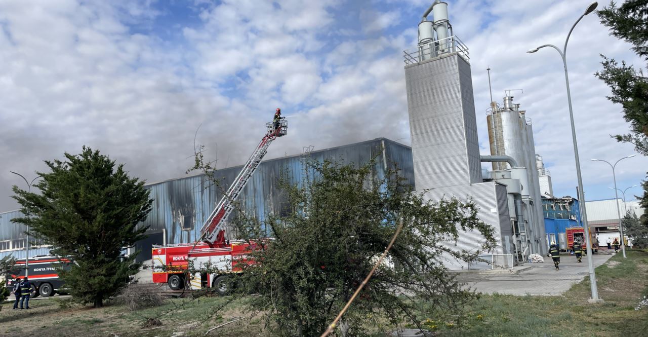 Konya'da fabrika yangını