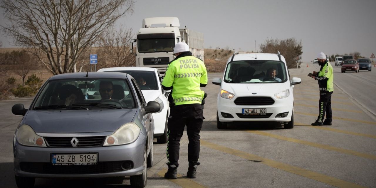 Tatil dönüşü sürücülere ‘yol hipnozu' uyarısı