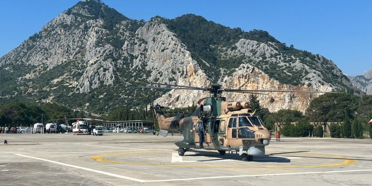 Konya'dan havalanan helikopter, tahliye çalışmalarını sürdürüyor