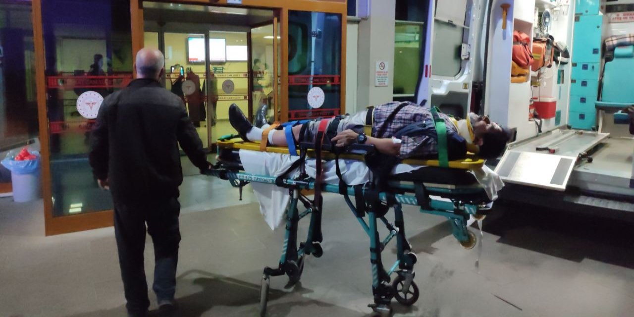 Konya'da motosiklet ve otomobilin karıştığı kazada 2 kişi yaralandı