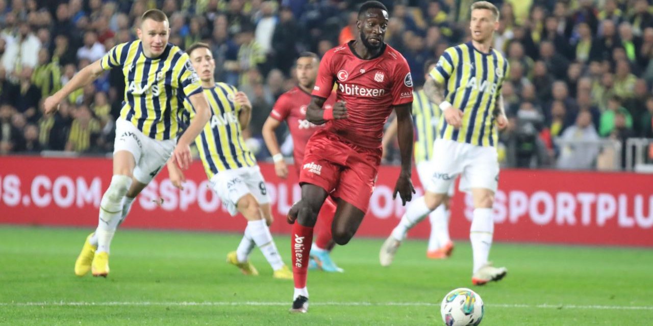 Sivasspor-Fenerbahçe maçının biletleri satışa sunuldu