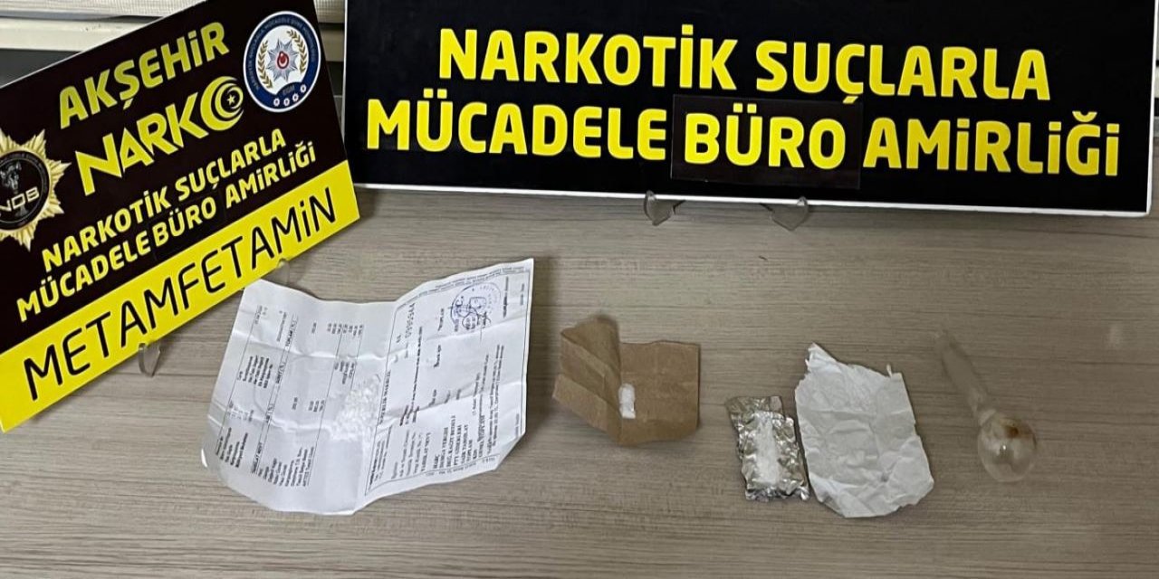 Akşehir polisi uyuşturucu satıcılarını yakaladı