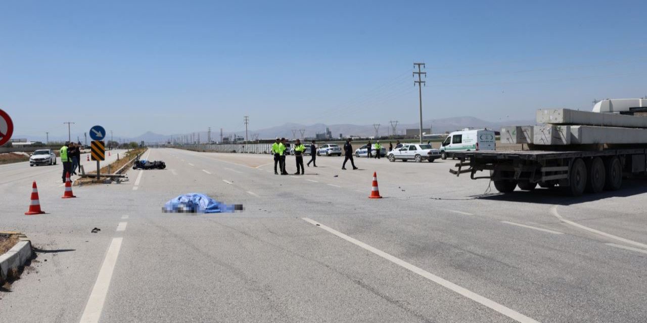 Konya’daki feci kazada motosiklet sürücüsü hayatını kaybetti