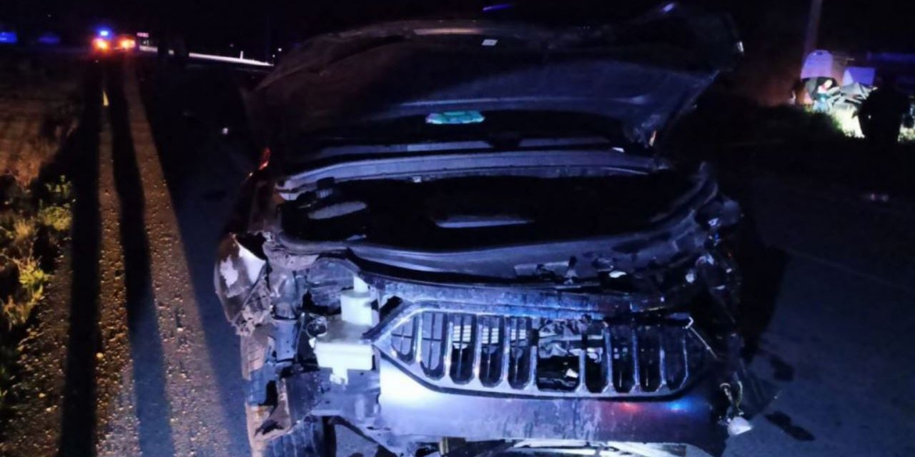 Konya'da iki aracın karıştığı kazada 2 kişi yaşamını yitirdi