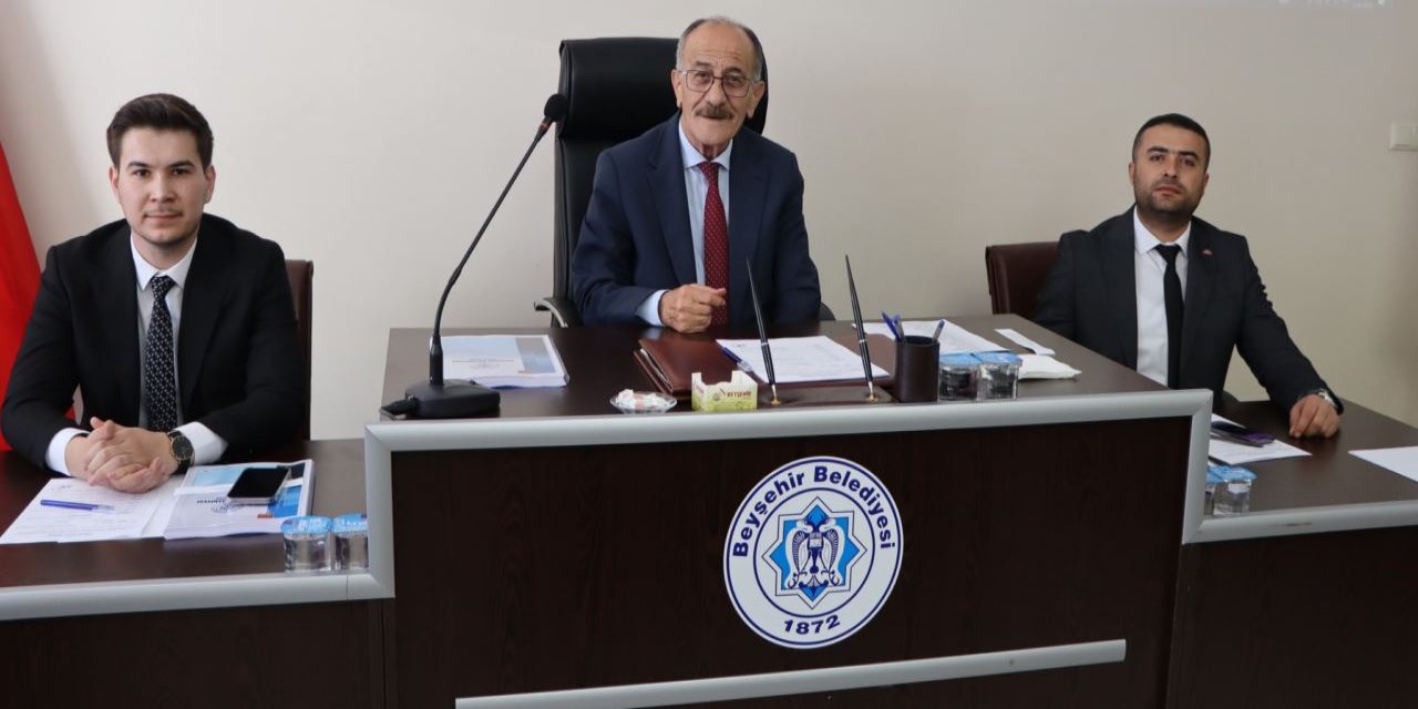 Beyşehir Belediyesi yeni dönemin ilk meclis toplantısını gerçekeştirdi