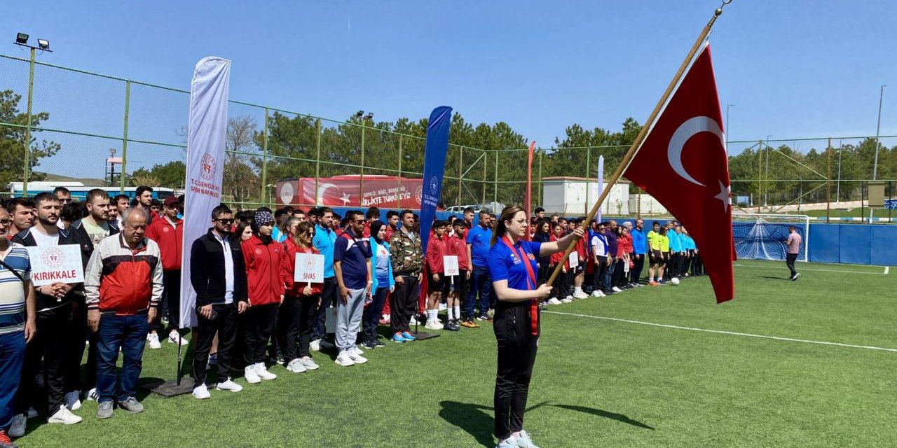Gençlik Merkezleri İç Anadolu Bölge Şampiyonası, start verdi