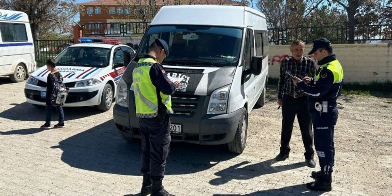 Eskişehir’de okul servislerine ceza yağdı