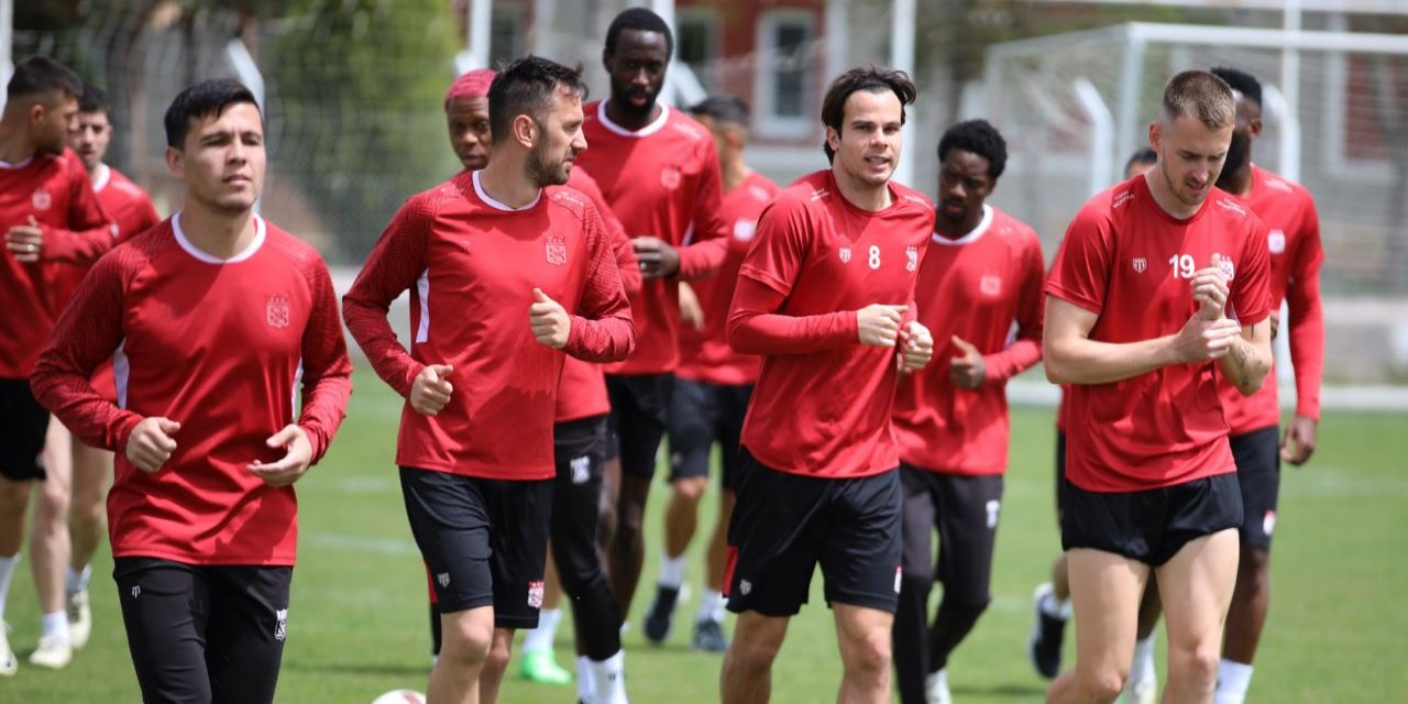 Sivasspor, Konyaspor maçına hazırlanmaya başladı