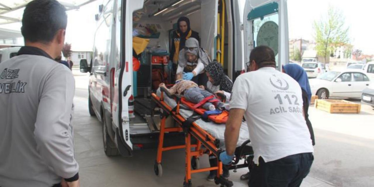 Konya'da üçüncü kattan düşen 3 yaşındaki çocuk yaralandı