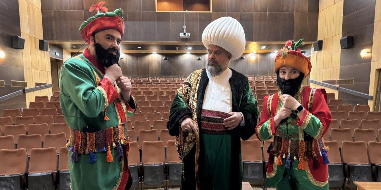 Karamanlı gurbetçi Nasreddin Hoca karakteriyle dünyaya hoşgörüyü anlatıyor