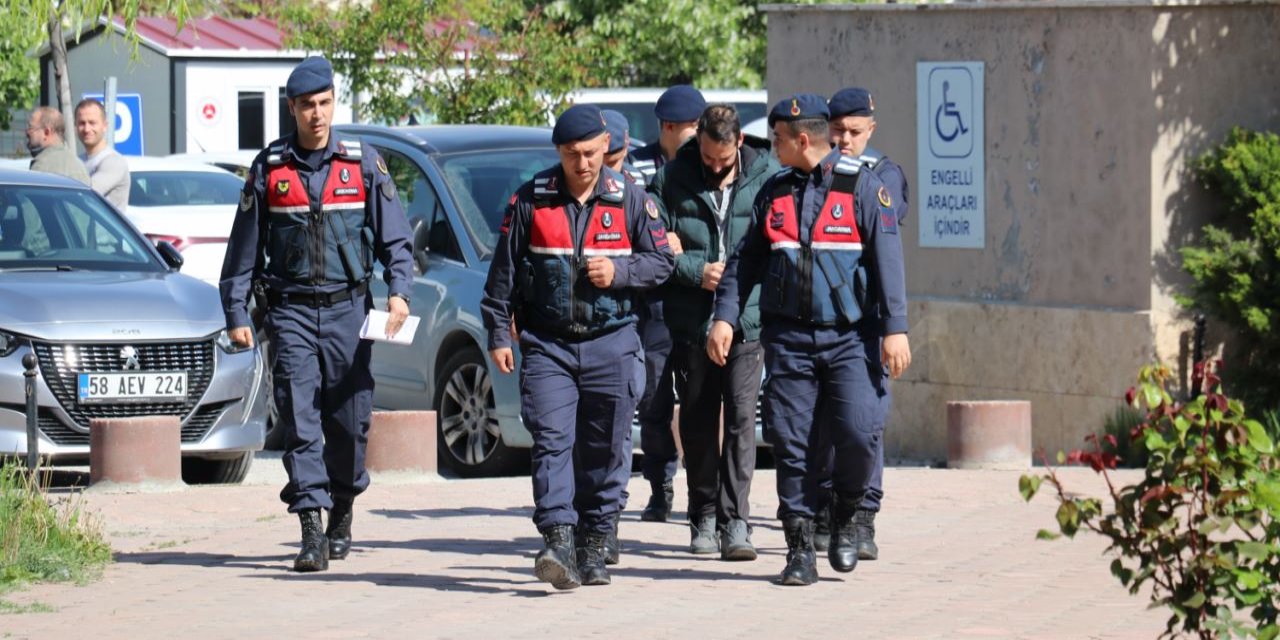 18 yıl kesinleşmiş hapis cezası olan firari hükümlü yakalandı