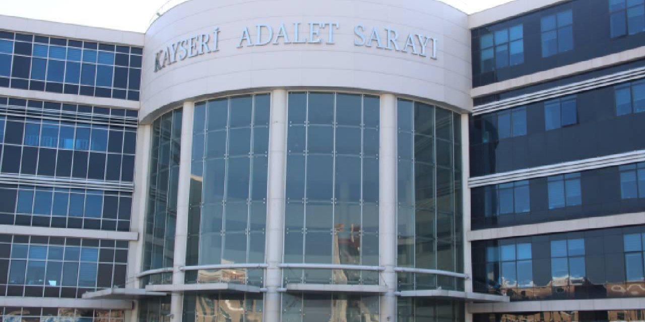 Karaman'daki silahlı kavgayla ilgili 22 sanığın yargılandığı dava Kayseri'de devam etti
