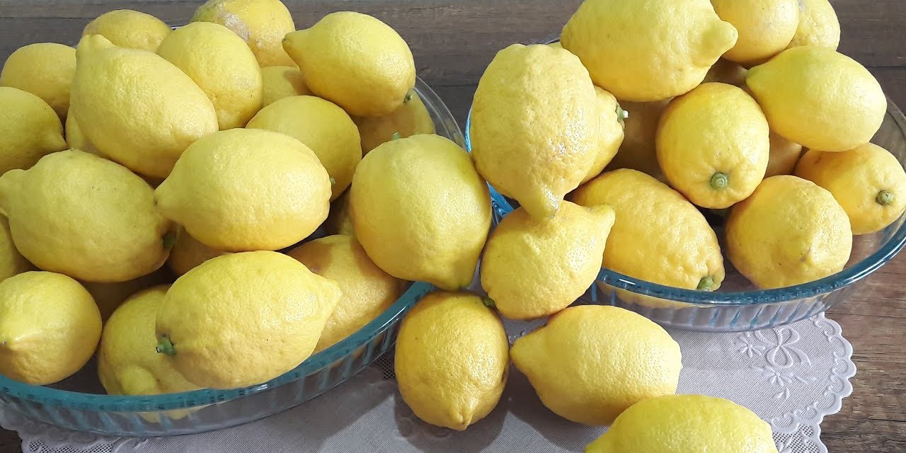 Aldığınız limonlar asla israf olmuyor. Limonu israf etmeden saklama yöntemi