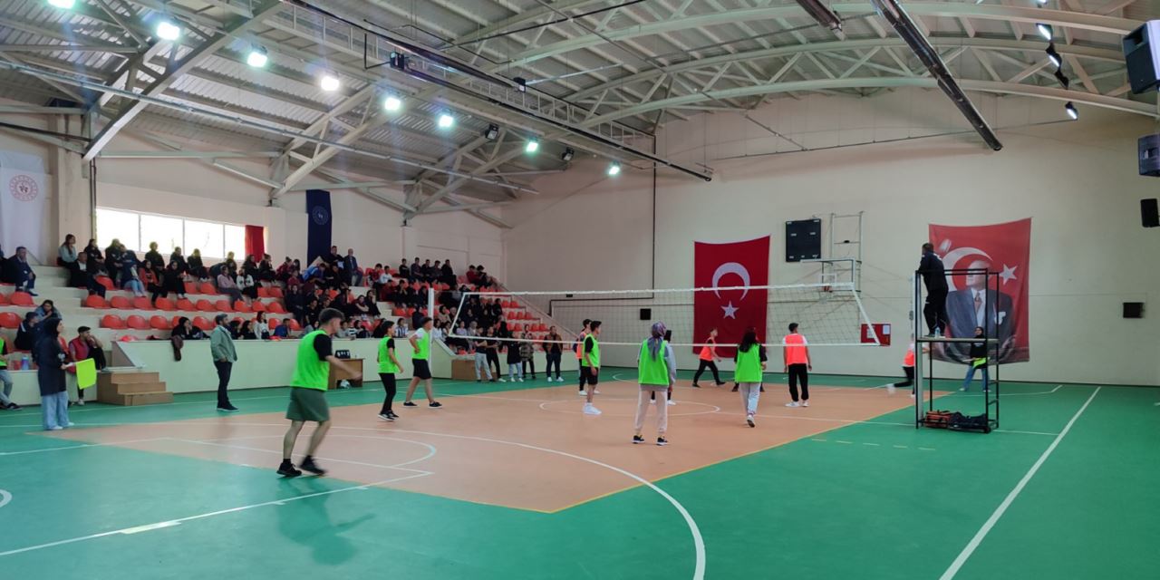 Okullar arası spor müsabakaları başladı