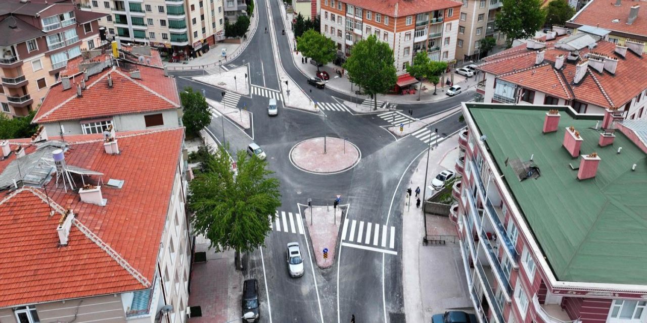 Malas Caddesi’ndeki asfalt yenileme çalışmaları tamamlandı