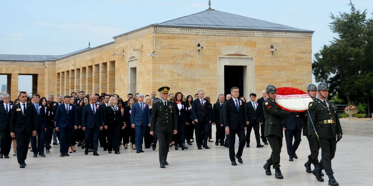 TSK Mehmetçik Vakfından Anıtkabir'e ziyaret