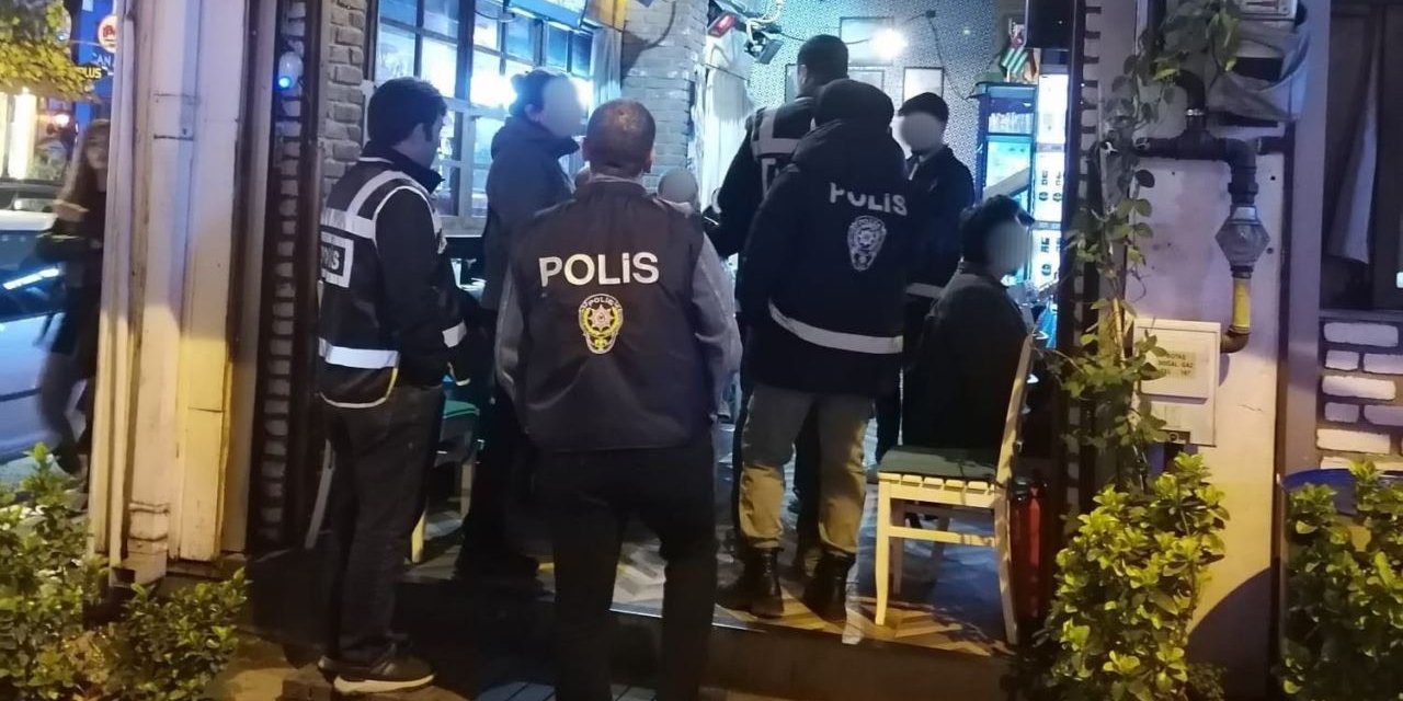 Polis ekiplerinin uygulamalarında bin 875 şüpheli sorgulandı