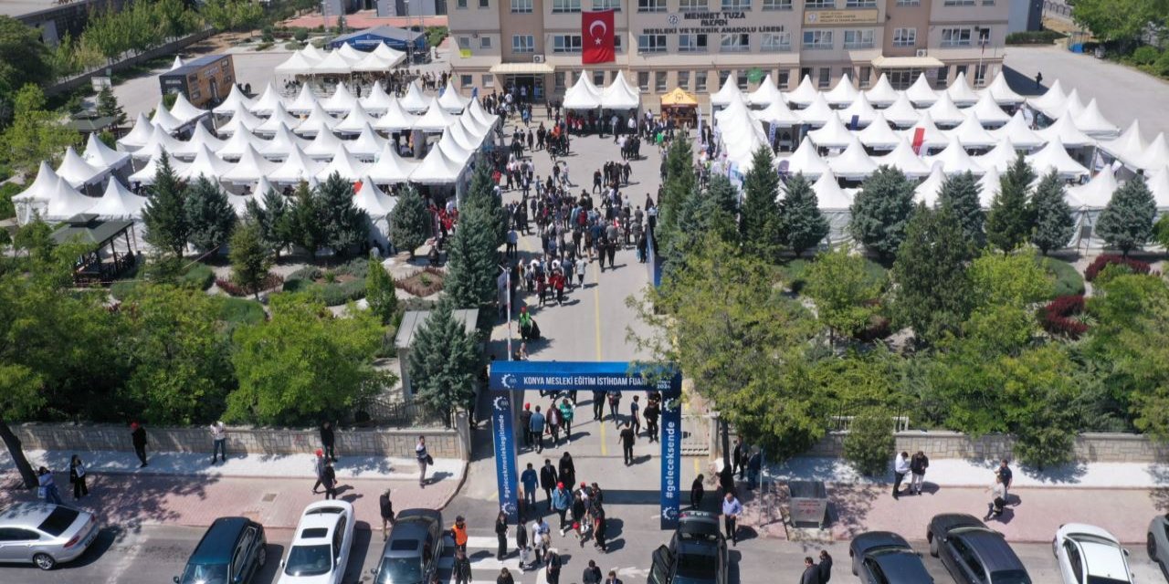 Konya Mesleki Eğitim İstihdam Fuarı, istihdam piyasasına can suyu oldu