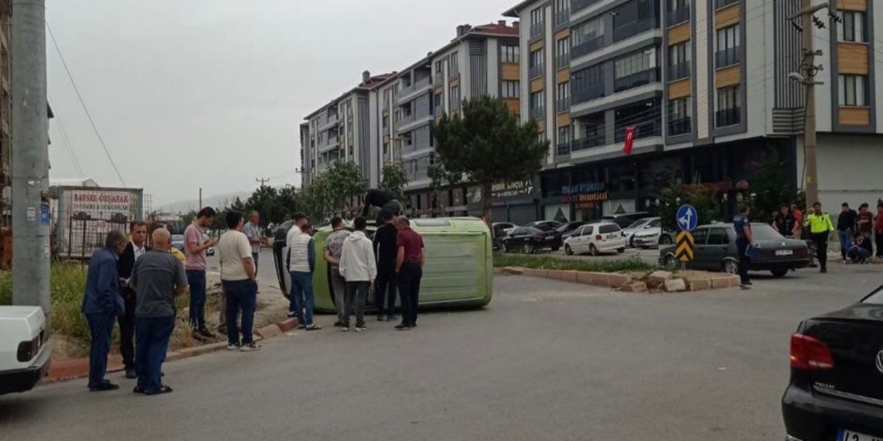Akşehir'de meydana gelen kazada 3 kişi yaralandı