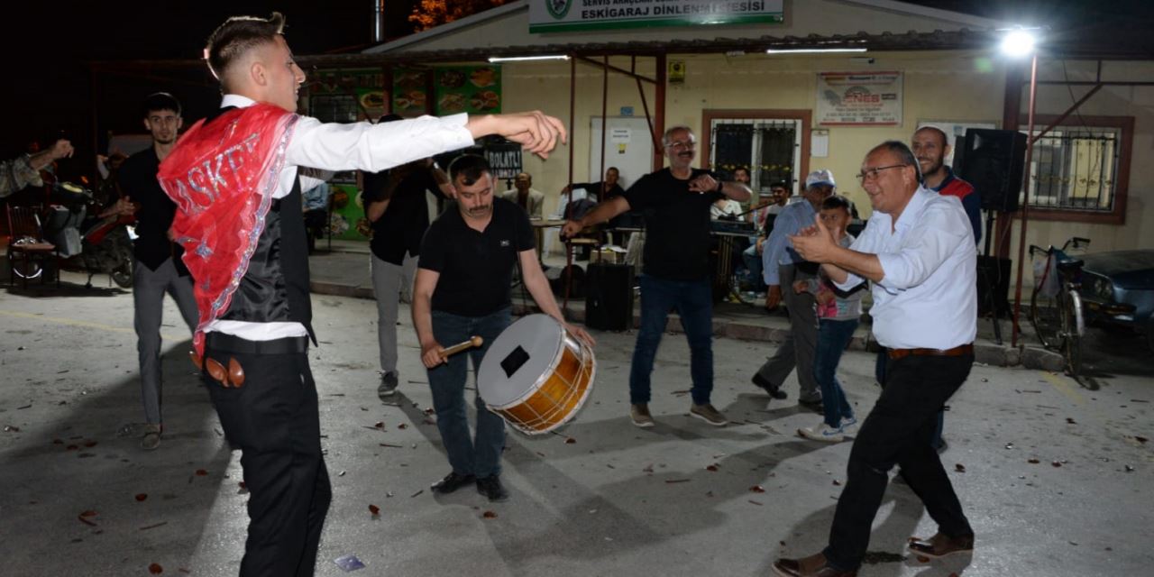 Avcı, oğlunu çetnevirle askere uğurladı