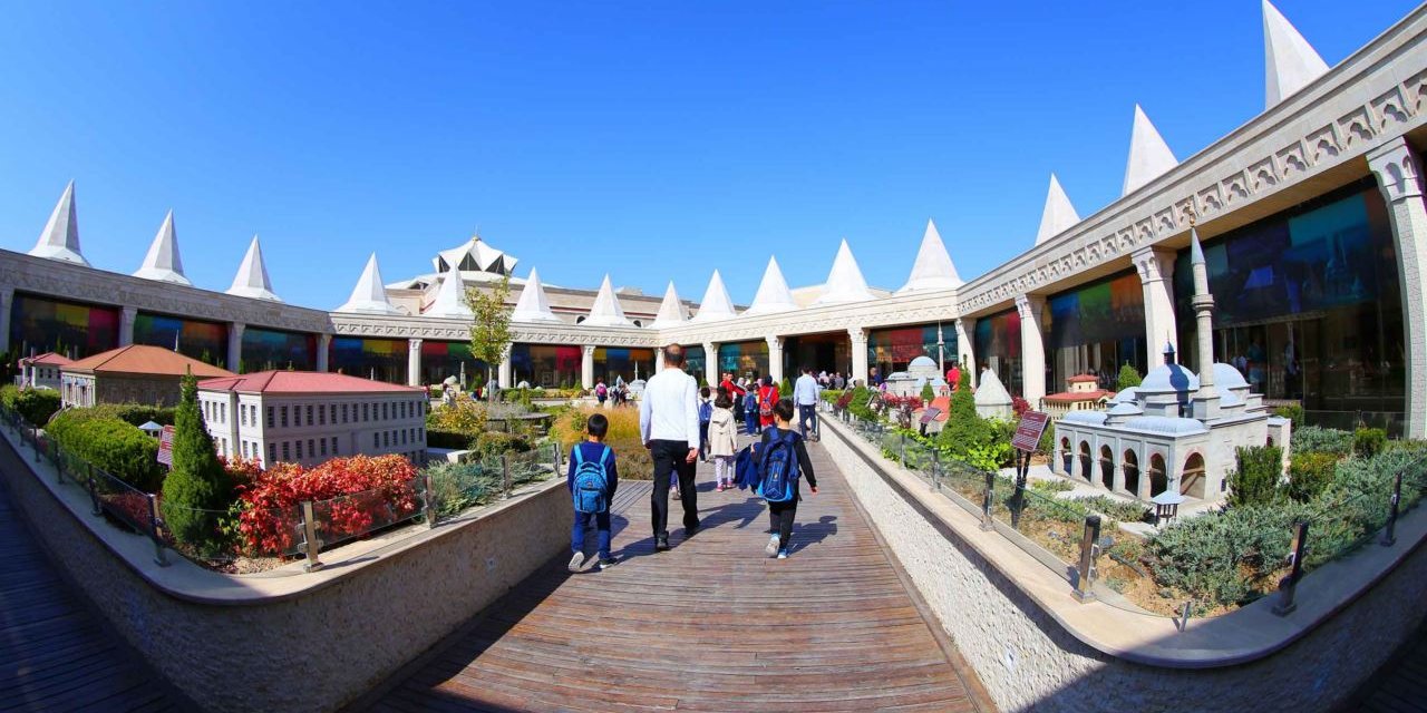 Konya'nın müze ve tanıtım merkezleri, Müzeler Haftası’nda yerli ve yabancı ziyaretçilerin akınına uğradı