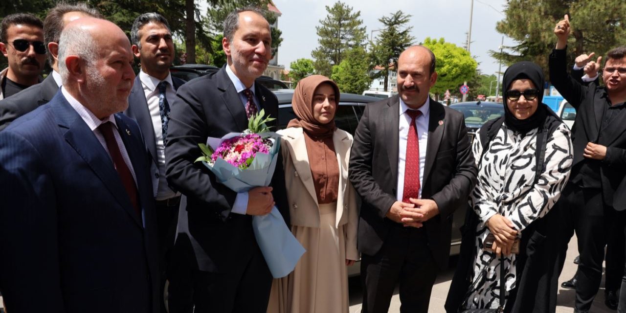 Fatih Erbakan'dan, Sarayönü parti teşkilatına ziyaret