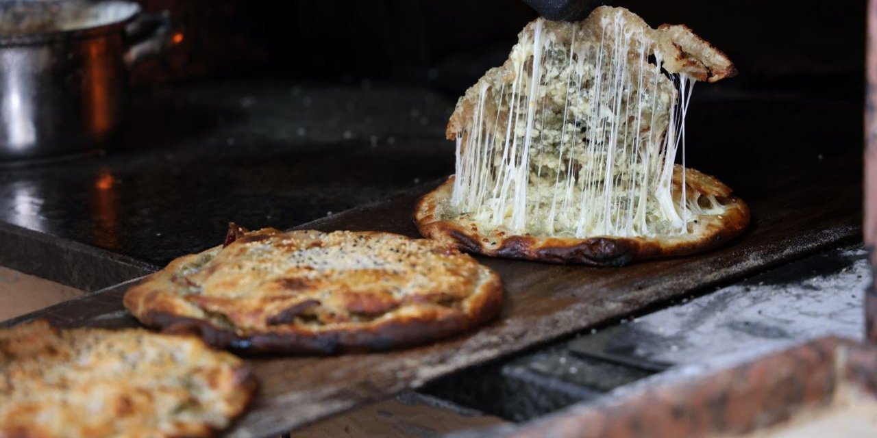 Son zamanların popüler lezzeti: "Anadolu'nun pizzası"