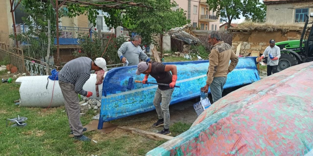 Tatlı su balığı avcıları av sezonuna hazırlanıyor