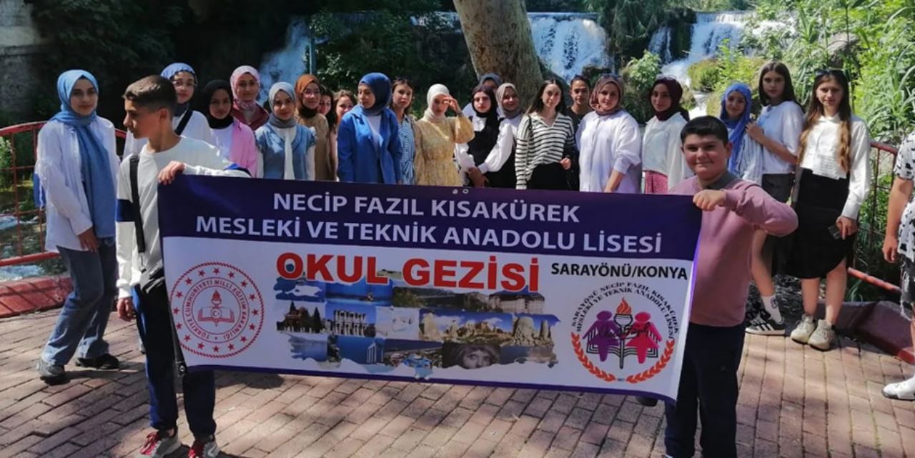 Necip Fazıl Kısakürek MTAL öğrencilerine moral gezisi