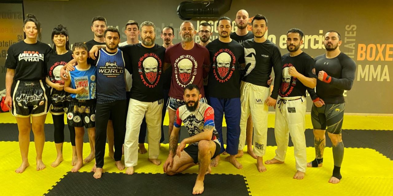 MMA’ın ‘Ronaldo’su’ genç sporculara seminer düzenledi