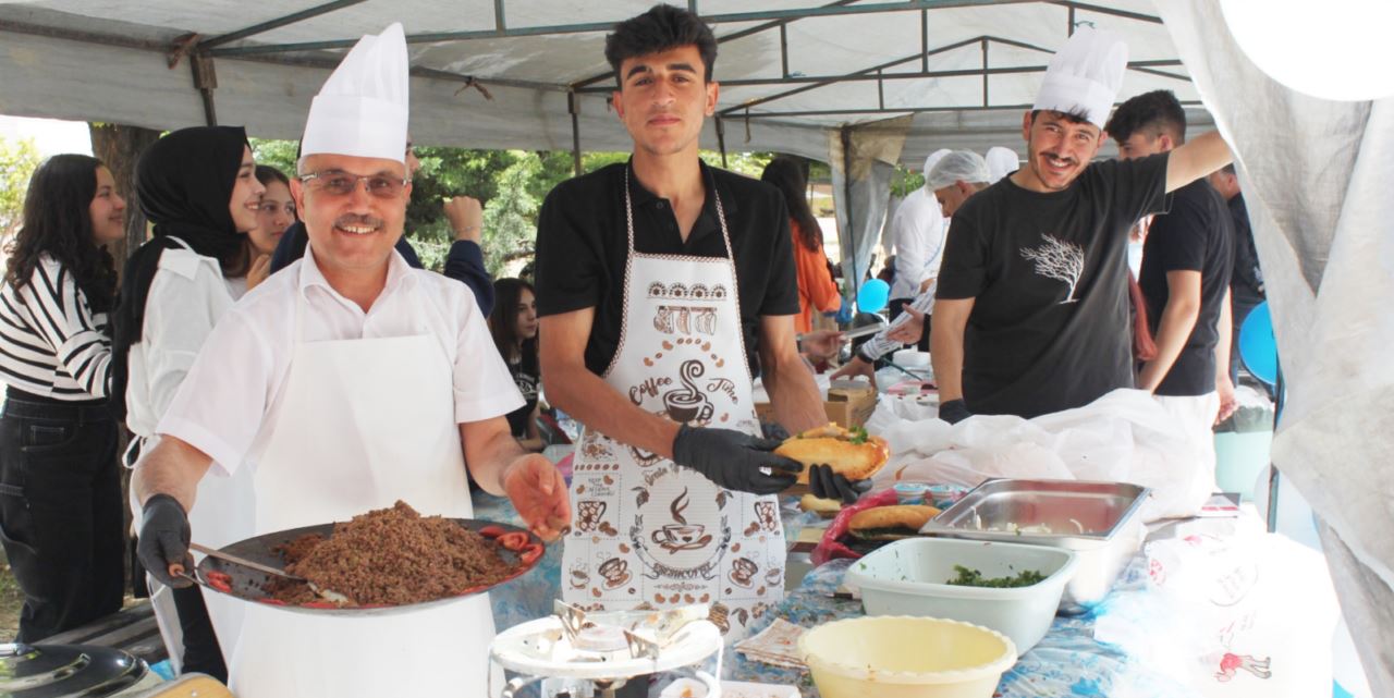 Sarayönü MEALL kermesine yoğun ilgi