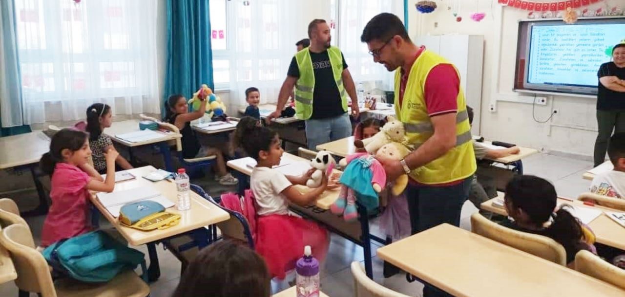 Sarayönü Derneği'nden depremzede çocuklara şefkat eli