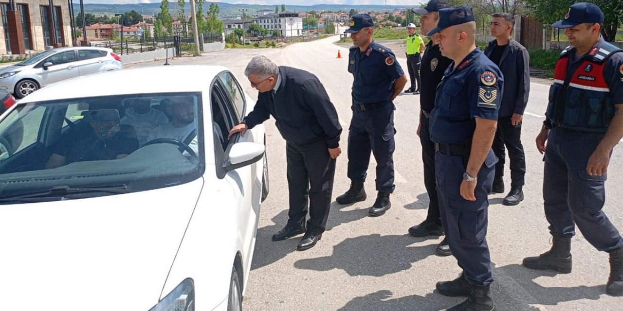 Kaymakam Bulgurlu, trafik uygulamasına katıldı