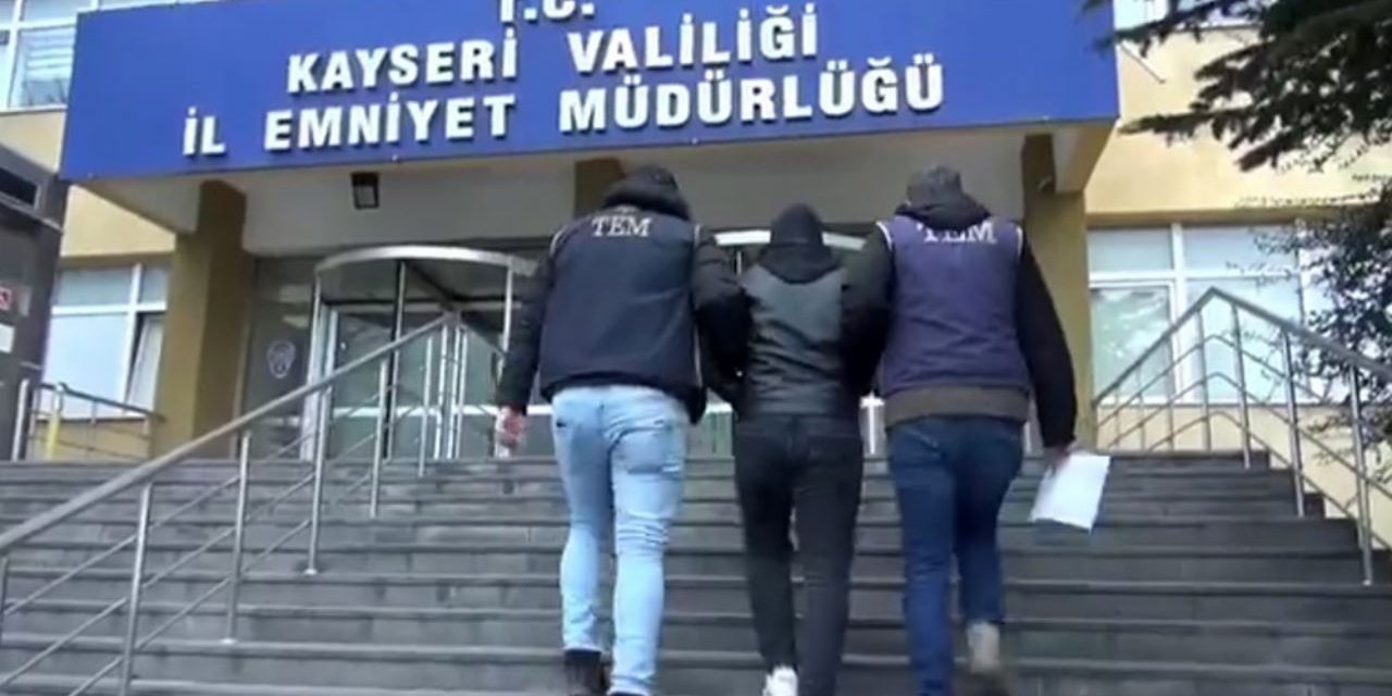 FETÖ'ye düzenlenen "kıskaç" operasyonunda 3 kişi gözaltına alındı