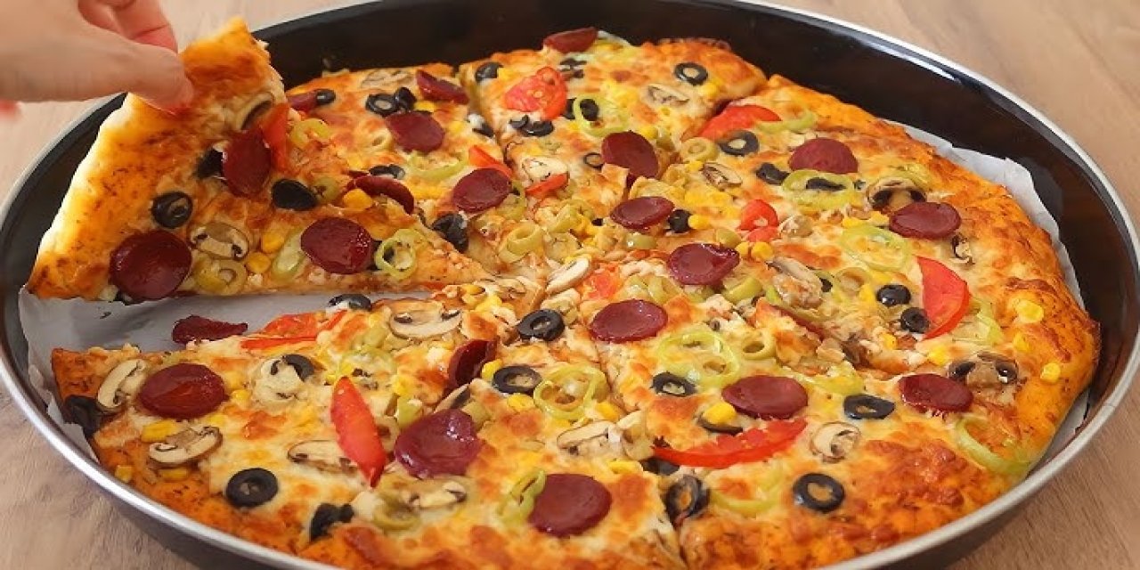 Sürekli yapmak isteyeceksiniz. Ev yapımı pizza nasıl hazırlanır? İşte püf noktaları