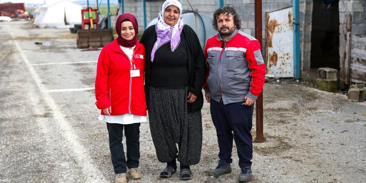 Türk Kızılay, depremden etkilenen küçük işletmelere destekte bulundu