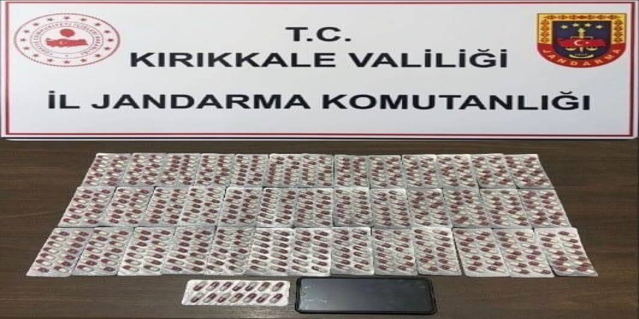 Kırıkkale'de üzerinde uyuşturucu madde yakalanan motokurye tutuklandı